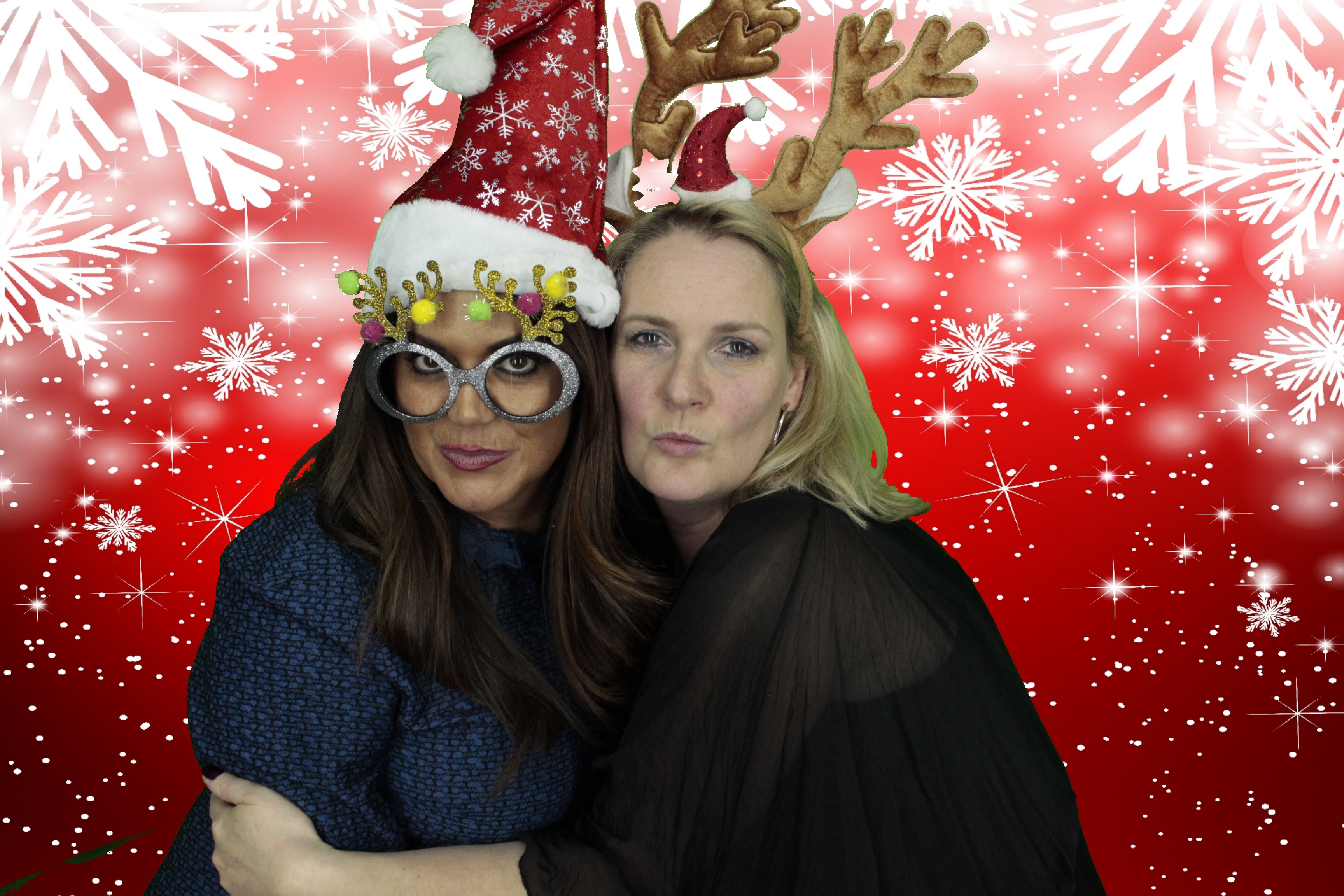 Silvermere Christmas Party | View more photos from the event at gallery.myphotoboothexperience.co.uk/u/MyPhotoBoothExperienceLtd/Silvermere-Christmas-Party-3